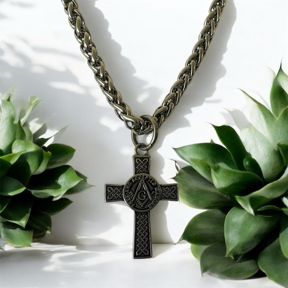 Men's 316L Surgical Stainless Steel Freemason Celtic Cross Pendant Necklace